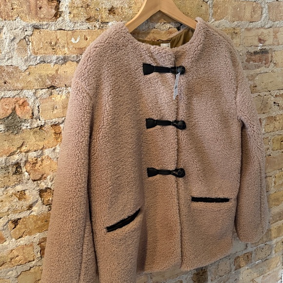 NWT J.Crew Sherpa Fleece Toggle Coat (tan) size Small - Picture 2 of 9